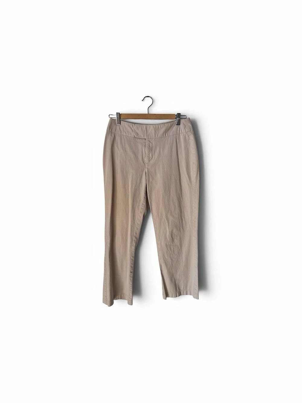 Esprit Cropped Pants in Beige Size Medium